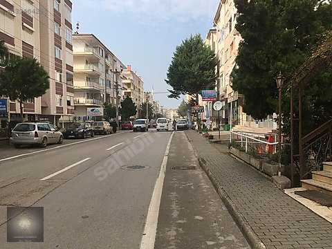 GÜZELYALIDA ANACADDE ÜZERİ KİRALIK DÜKKAN